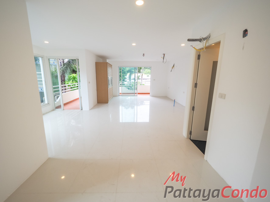 Jada Beach Residence Pattaya For Sale - JDB01