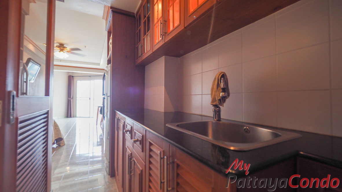 Jomtien Beach Condominium Pattaya For Sale - JBC04
