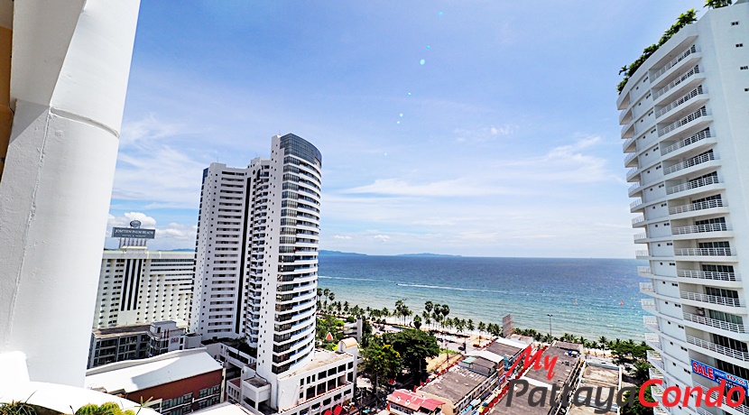 Jomtien Complex Condotel Pattaya For Sale - JTC05
