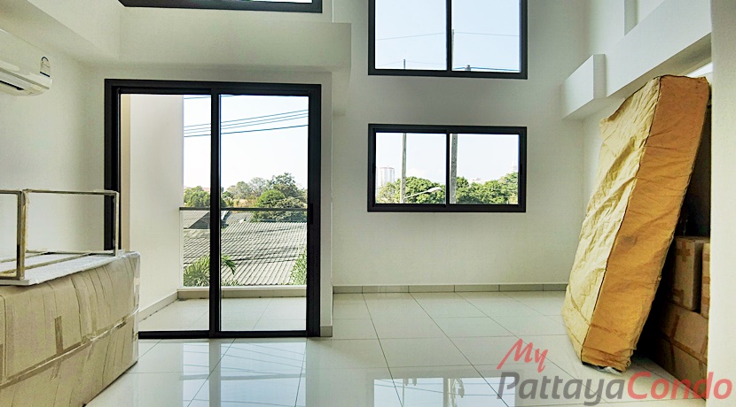 Laguna Beach Resort 2 Jomtien Pattaya Condo For Sale - LBR2J12