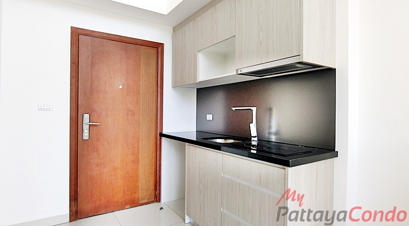 Laguna Beach Resort 2 Jomtien Pattaya Condo For Sale - LBR2J09