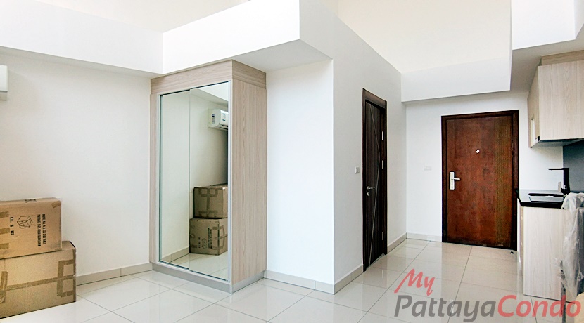 Laguna Beach Resort 2 Jomtien Pattaya Condo For Sale - LBR2J09