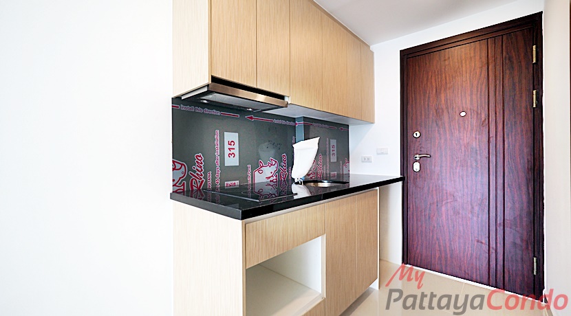 Laguna Beach Resort 3 The Maldives Pattaya Condo For Sale - LBR3M15