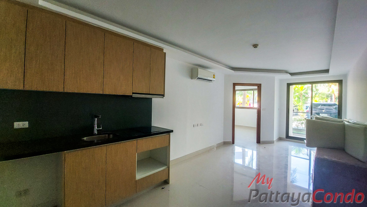 Laguna Beach Resort 3 The Maldives Pattaya Condo For Sale - LBR3M33