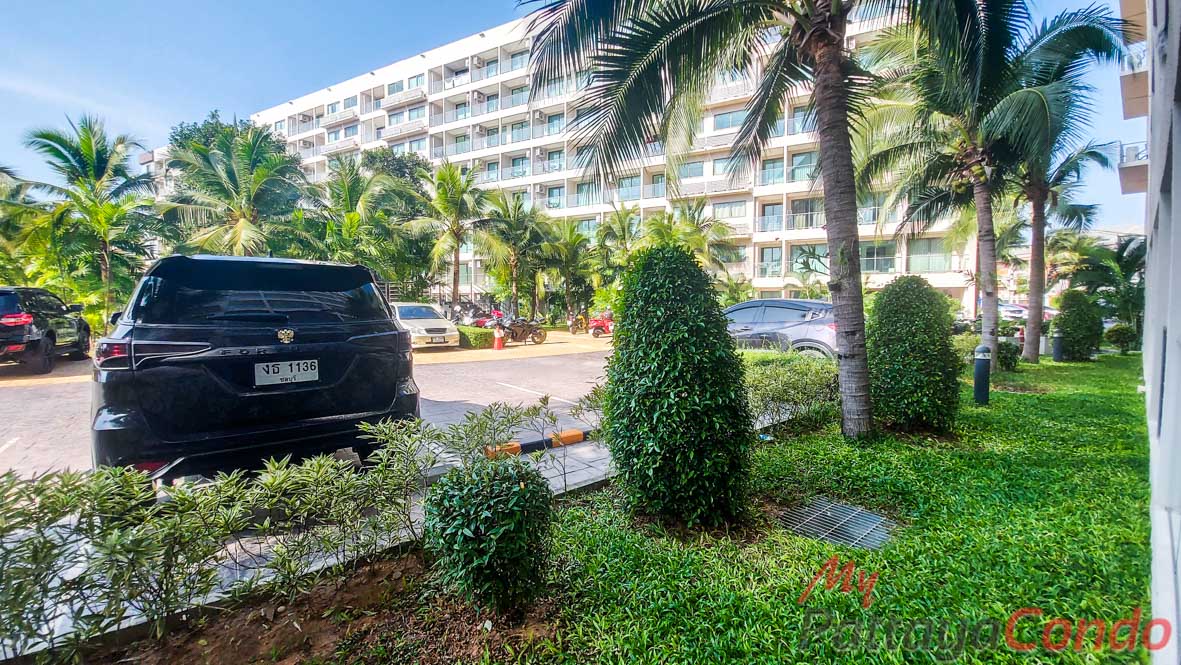 Laguna Beach Resort 3 The Maldives Pattaya Condo For Sale - LBR3M33-9