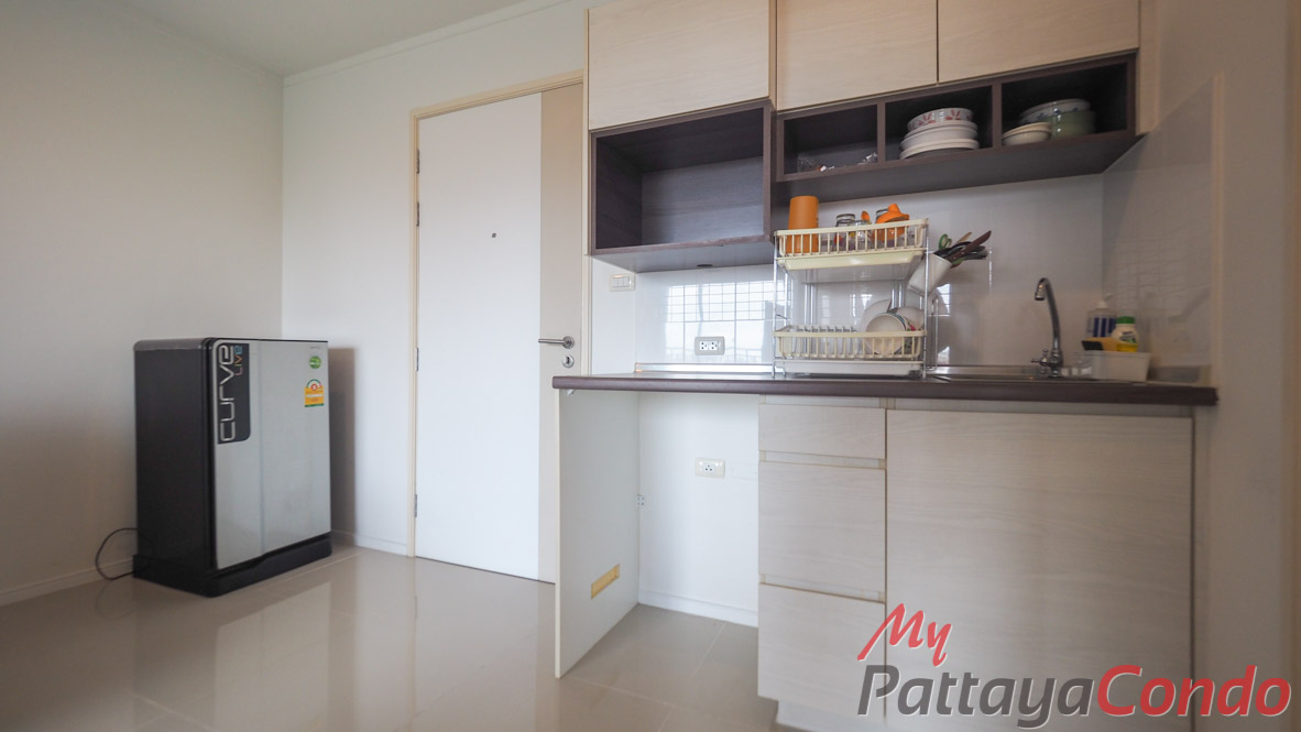 Lumpini Park Beach Jomtien Condo For Sale - LPN18-1