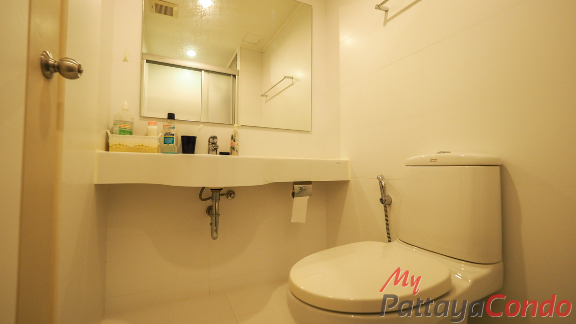 Lumpini Park Beach Jomtien Condo For Sale - LPN16-11