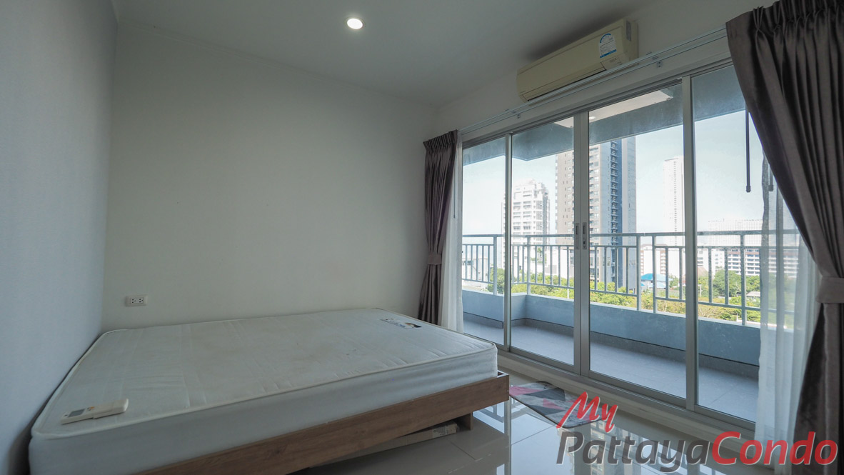 Lumpini Park Beach Jomtien Condo For Sale - LPN17-27