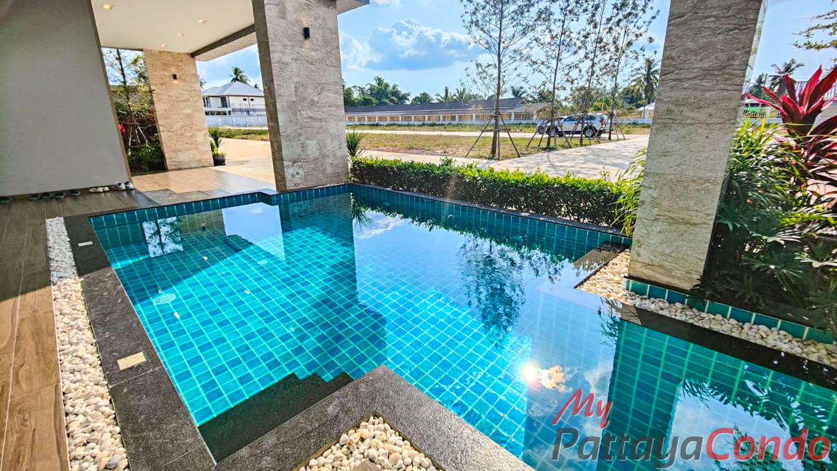 Madcha Nirvana Huay Yai Pattaya House For Sale - HEMCN01-3