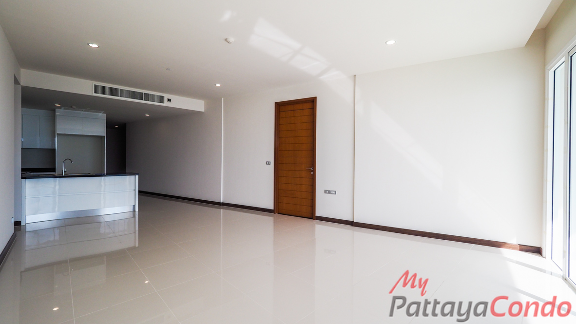 Movenpick White Sand Beach Condo Pattaya For Sale - MWS04