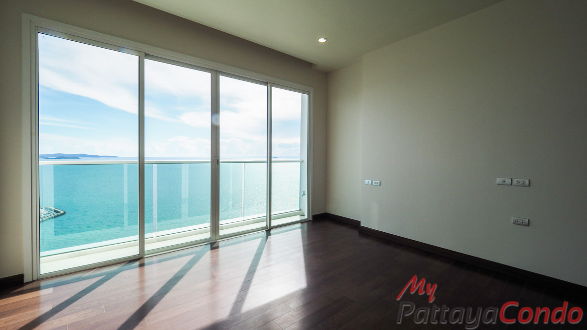 Movenpick White Sand Beach Condo Pattaya For Sale - MWS04