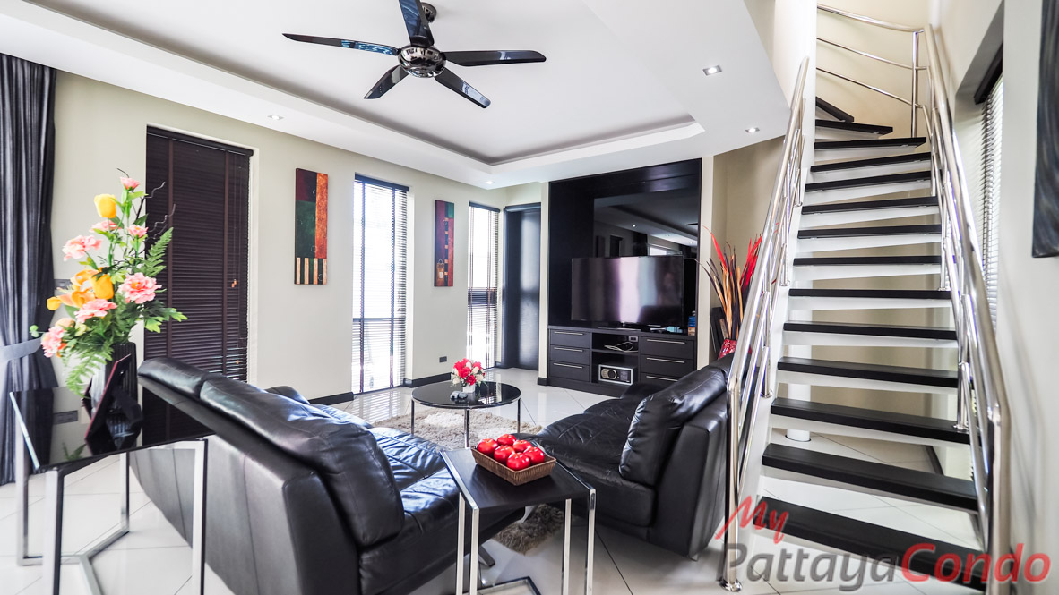 Palm Oasis Pool Villa Pattaya House For Sale - HJPO01