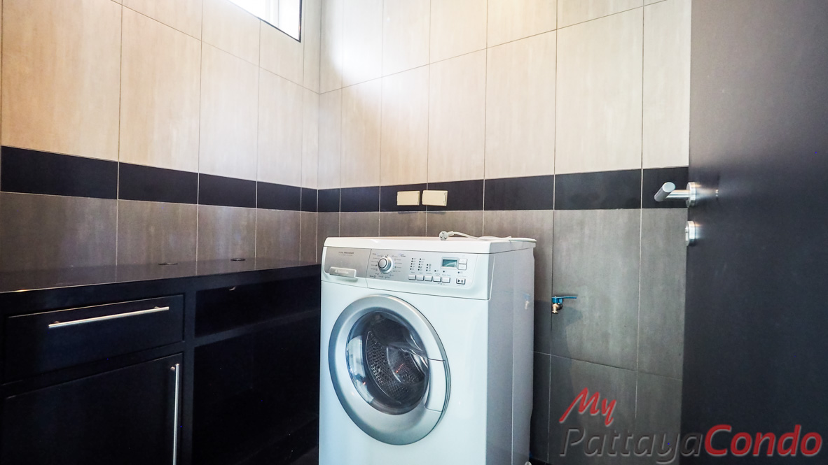 Palm Oasis Pool Villa Pattaya House For Sale - HJPO01