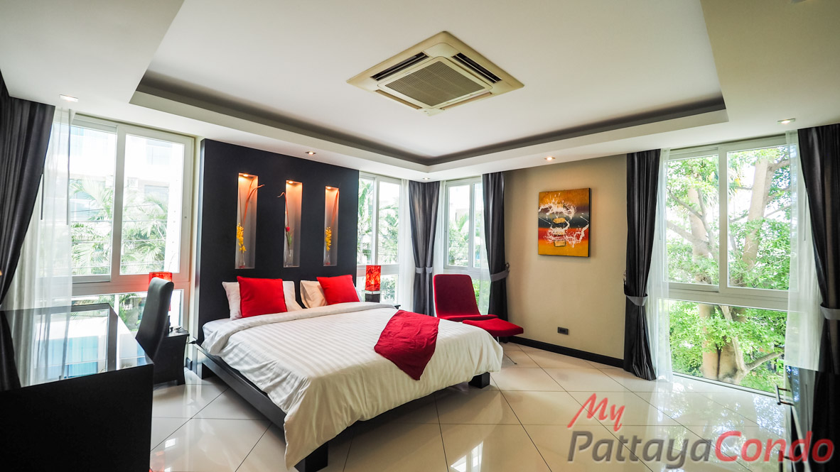 Palm Oasis Pool Villa Pattaya House For Sale - HJPO01
