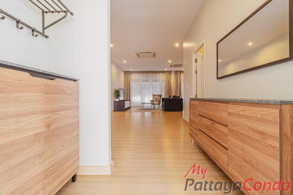 Panalee Banna Village Huay Yai Pattaya For Sale - HEPNL01