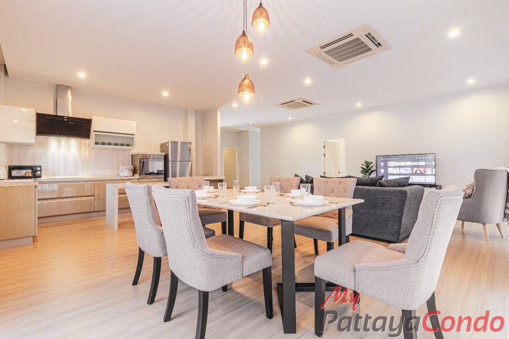Panalee Banna Village Huay Yai Pattaya For Sale - HEPNL01