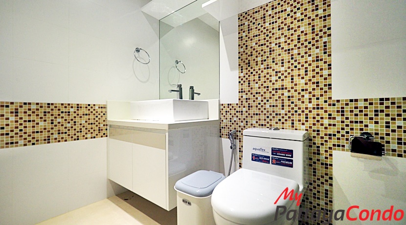 Park Beach Condominium For Sale - PBC01