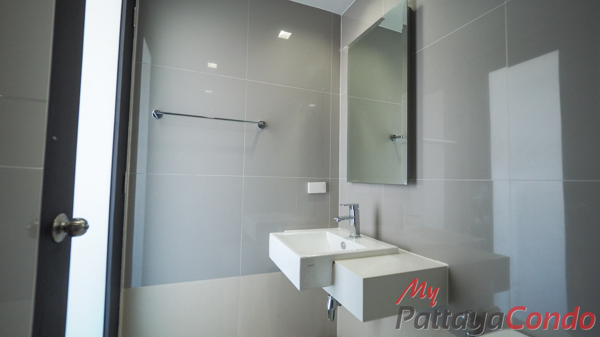 Pattaya Posh Condo For Sale - POSH05