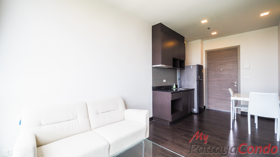 Pattaya Posh Condo For Sale - POSH01