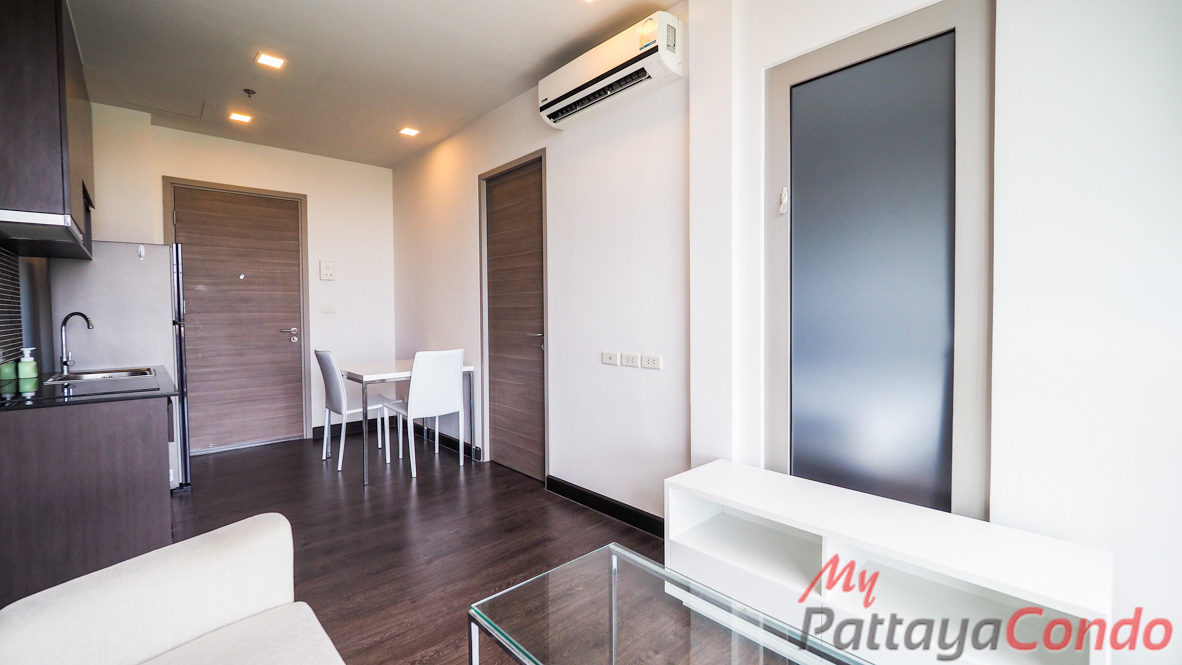 Pattaya Posh Condo For Sale - POSH01-6