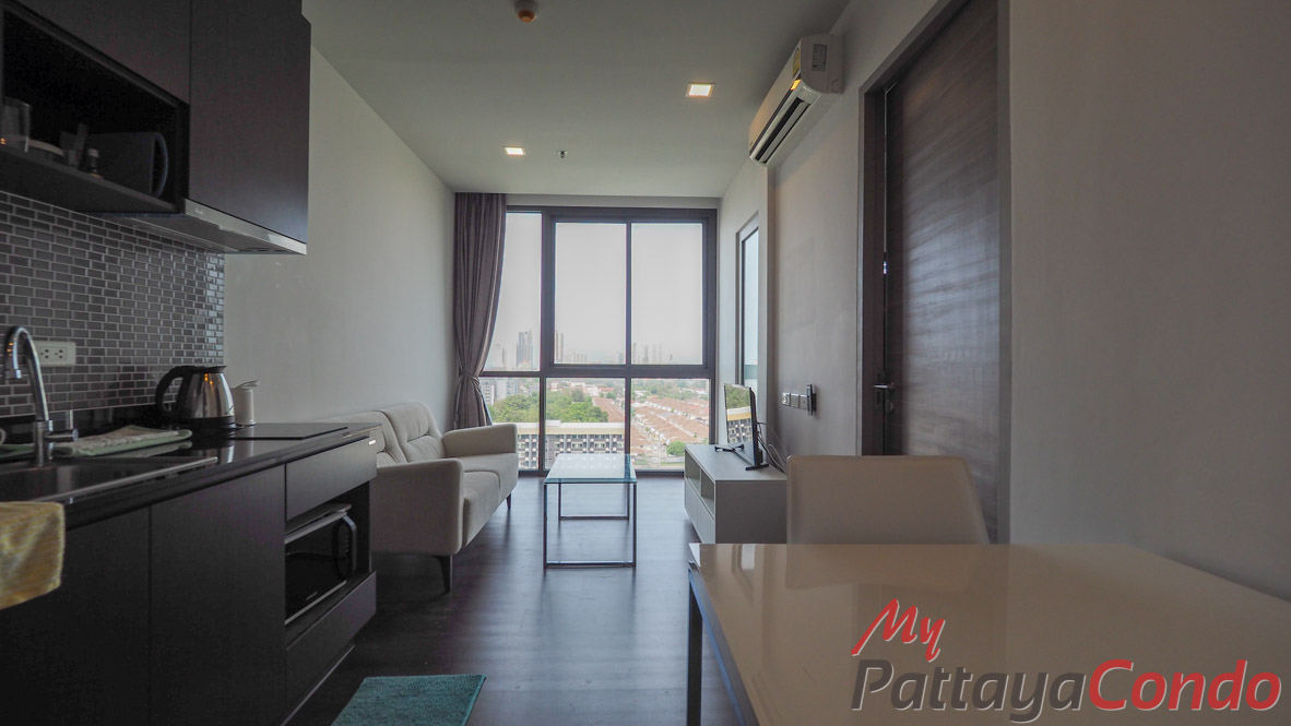 Pattaya Posh Condo For Sale - POSH06