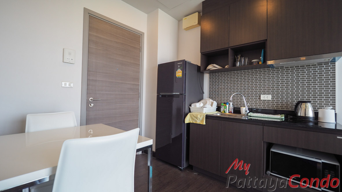 Pattaya Posh Condo For Sale - POSH06