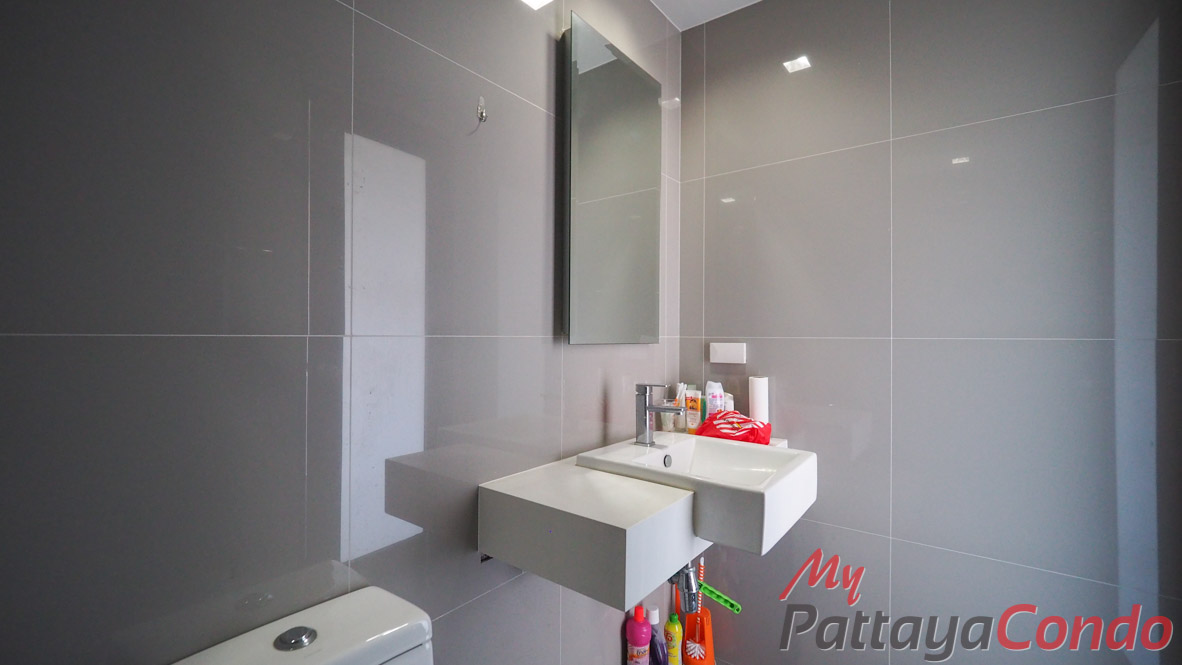 Pattaya Posh Condo For Sale - POSH06