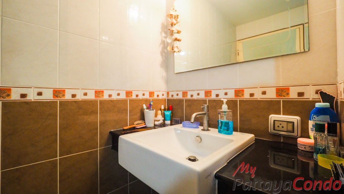 Porchland 2 Pattaya Condo For Sale - PLII02