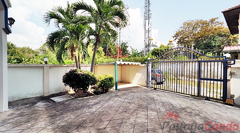 Private House Naklua Pattaya For Sale - HN0002