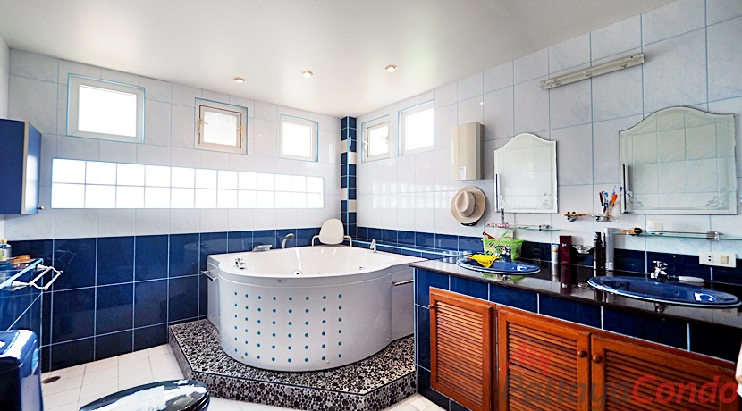 Private House Naklua Pattaya For Sale - HN0002-24