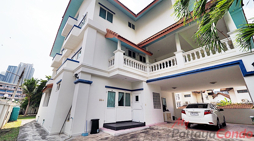 Private House Naklua Pattaya For Sale - HN0002