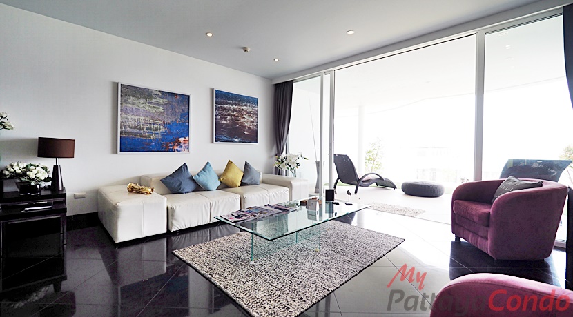 Pure Na-Jomtien Beachfront Condo Pattaya For Sale - PURE02