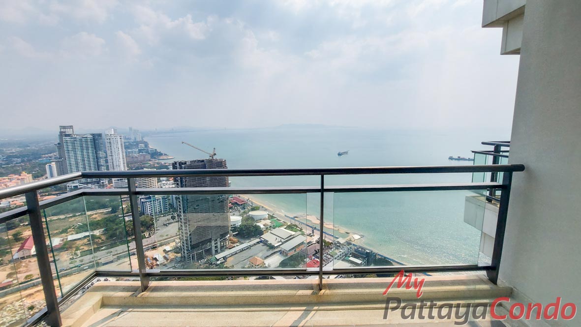 Reflection Jomtien Pattaya Condo For Sale - RF18