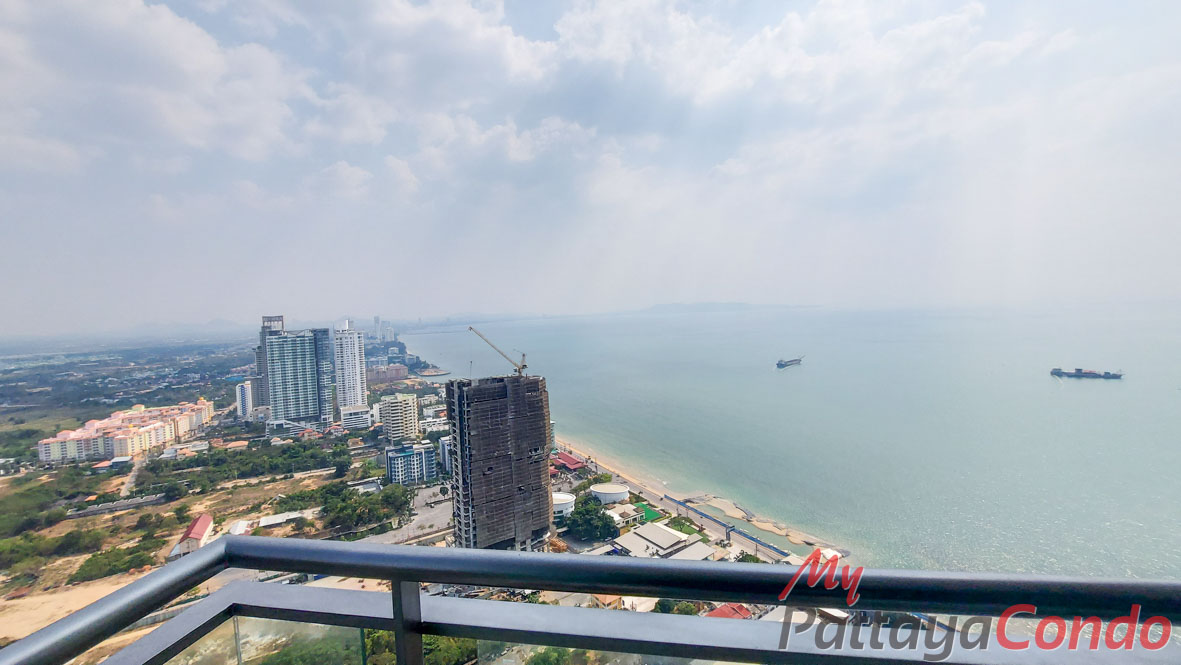 Reflection Jomtien Pattaya Condo For Sale - RF18-23