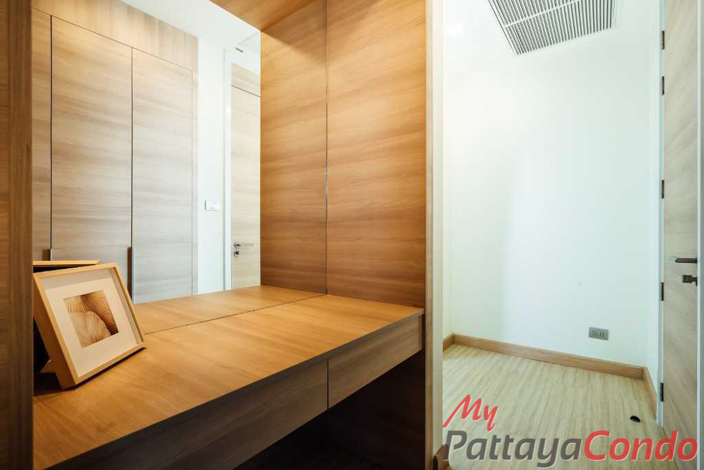 Reflection Jomtien Pattaya Condo For Sale - RF21-12