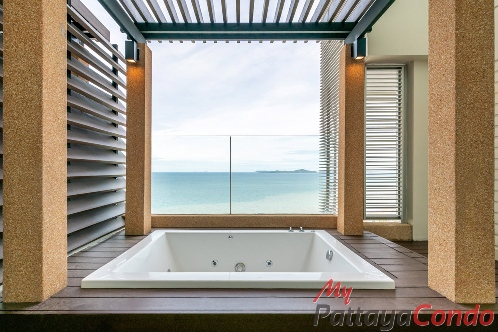 Reflection Jomtien Pattaya Condo For Sale - RF20-11