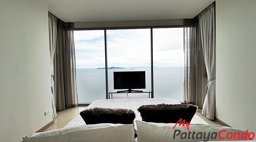 Riviera Wong Amat Condo For Sale - RW22