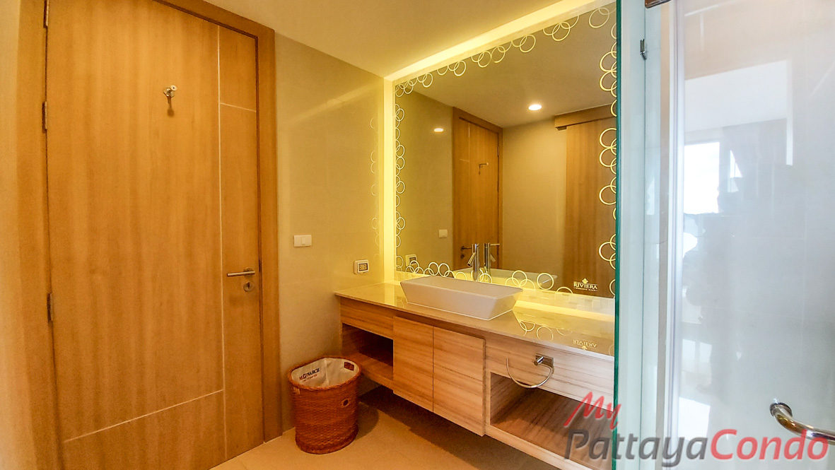 Riviera Wong Amat Condo For Sale - RW38