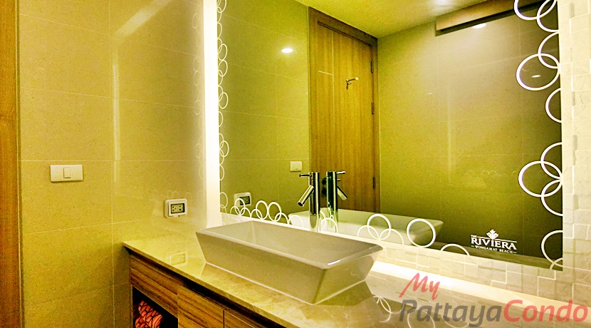 Riviera Wong Amat Condo For Sale - RW10