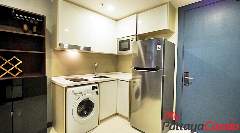 Riviera Wong Amat Condo For Sale - RW37