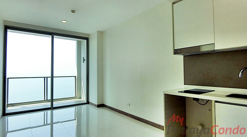 Riviera Wong Amat Condo For Sale - RW52-1