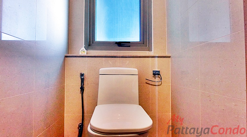 Riviera Wong Amat Condo For Sale - RW52
