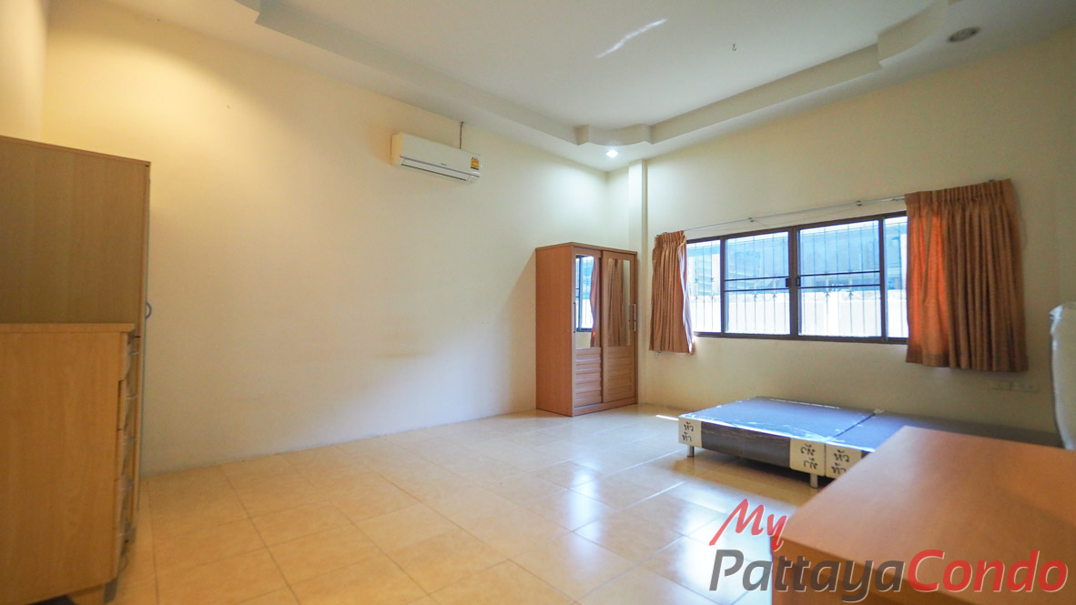 SP Village 4 East Pattaya House For Sale - HESP4V01