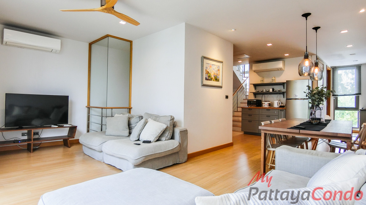 Sandbox Beachfront Villa East Pattaya Townhouse For Sale - HESB01