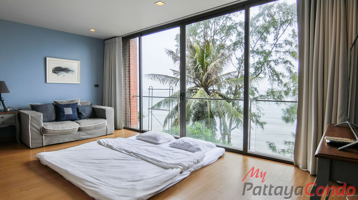 Sandbox Beachfront Villa East Pattaya Townhouse For Sale - HESB01-17