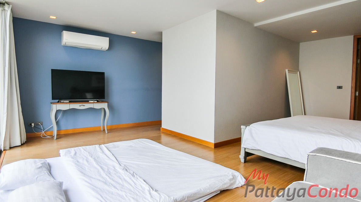 Sandbox Beachfront Villa East Pattaya Townhouse For Sale - HESB01-19