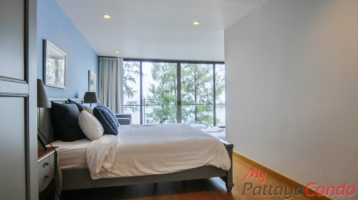 Sandbox Beachfront Villa East Pattaya Townhouse For Sale - HESB01