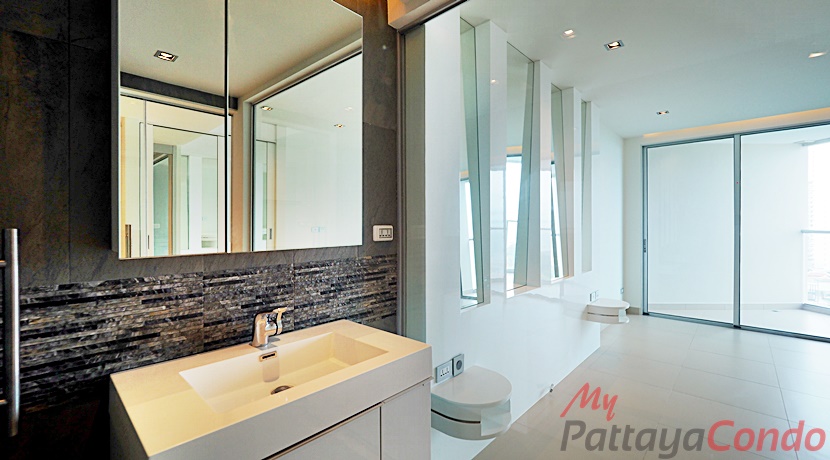 Sands Pratumnak Pattaya Condo For Sale - SAND09