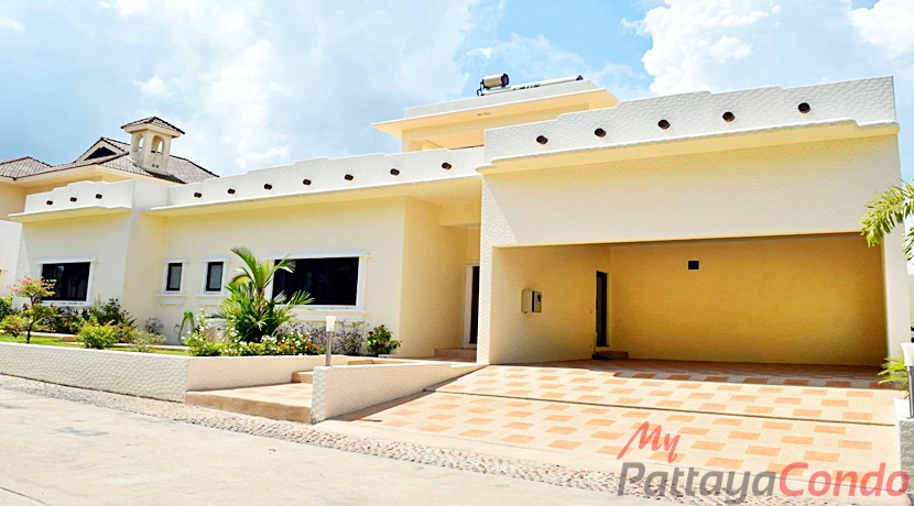 Santa Maria East Pattaya Pool Villa For Sale - HESM02