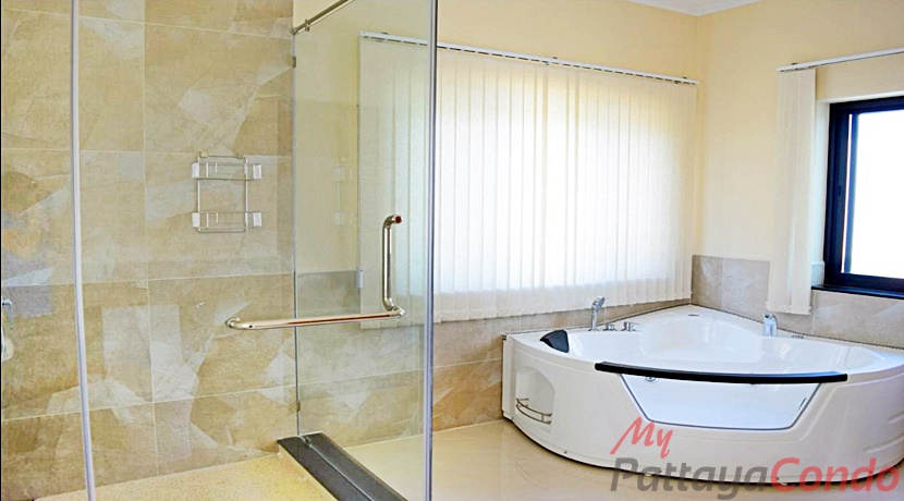 Santa Maria East Pattaya Pool Villa For Sale - HESM02